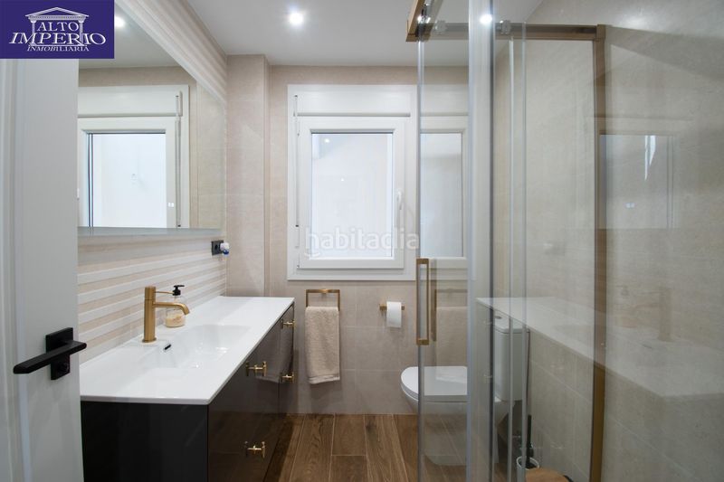 Foto 881b9a6a-d42a-4301-8b4d-f1ad4060b3b4. Casa amb aparcament a Peligros