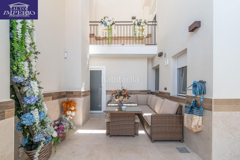 Foto f174e89f-d144-4920-ba80-0007af6bebb6. Casa amb aparcament a Peligros