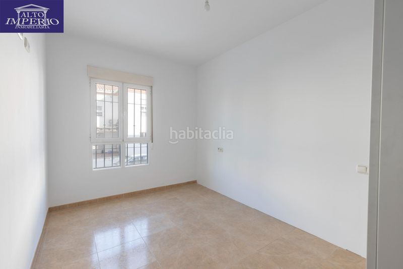 Foto 23ea3429-a1d6-481c-9912-4eab916055a2. Pis a Ayuntamiento Alhendín