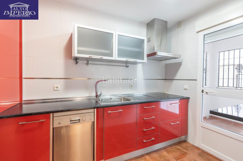 Foto 90565d5f-785f-43ea-9a07-b4bacd90fbe5. Pis a Ayuntamiento Alhendín