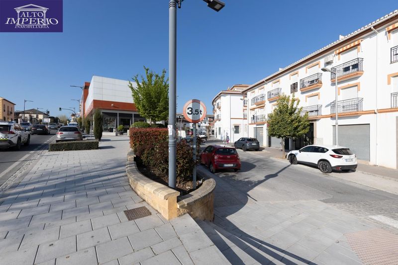 Foto ab22663a-e88b-4157-a7f4-8670a4622d60. Pis a Ayuntamiento Alhendín