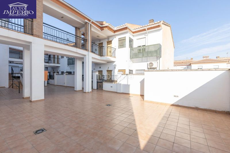 Foto f32efaba-1439-4c6e-b9b5-061c1cf0d88e. Pis a Ayuntamiento Alhendín