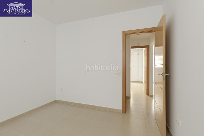 Foto 1110135a-2130-4859-abc0-b6e8485e14a1. Pis amb aparcament a Pinos Puente