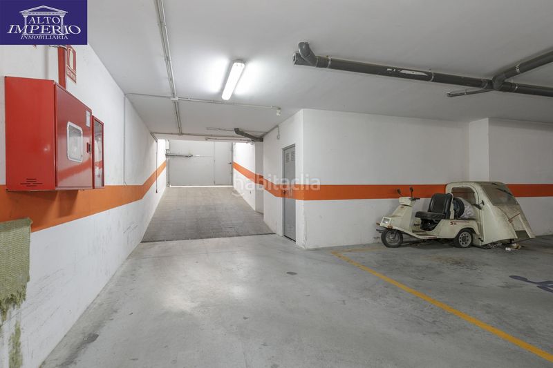 Foto 1abf211b-6e7f-40ce-83b7-9dfdaafe09c2. Pis amb aparcament a Pinos Puente