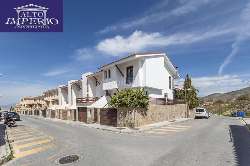 Foto c755b9fe-aab5-456e-aa9e-9ce7063b1698. Casa aparellada amb calefacció aparcament piscina a Monachil