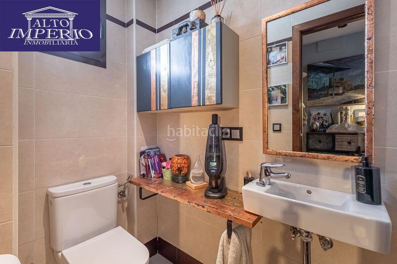 Foto e811fc29-c92f-4521-9226-45ca2b8a88e8. Casa aparellada amb calefacció aparcament piscina a Monachil