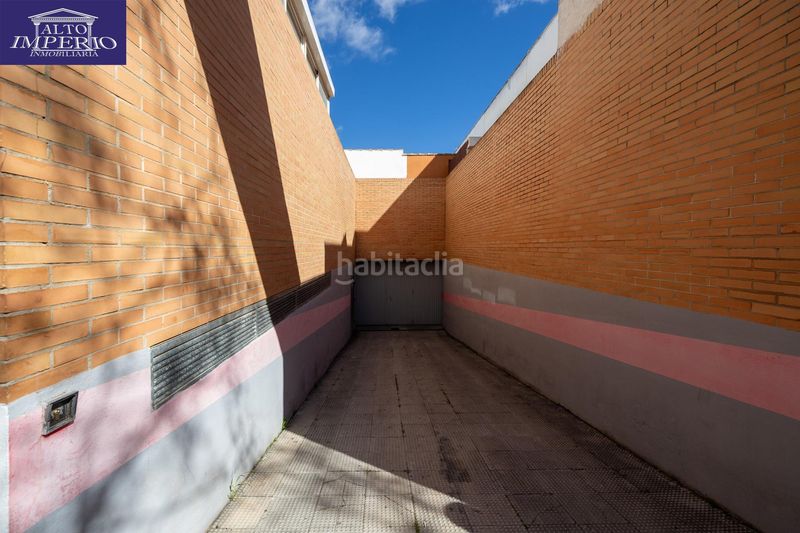 Foto 09d67cbf-e436-4814-bfa0-22a8d14df674. Pis amb aparcament a Albolote