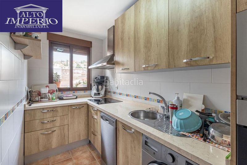 Foto 25367246-6417-4daa-b9dd-edc9e2e0f45c. Àtic amb aparcament a Barrio de la Vega Monachil