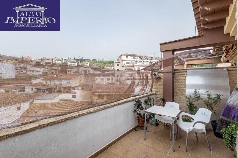 Foto 30d42b8d-ed6b-4b45-9d87-745faa4d8293. Àtic amb aparcament a Barrio de la Vega Monachil