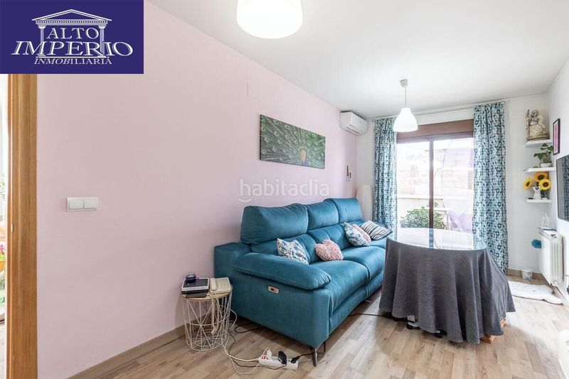 Foto 53f1f3e6-9b07-4cd8-beaa-ddb5ab5a3f3d. Àtic amb aparcament a Barrio de la Vega Monachil