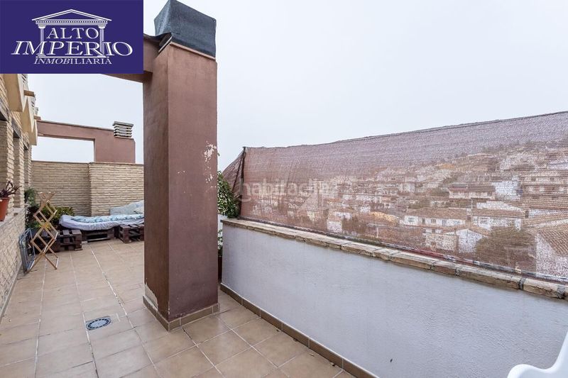 Foto cc41ae58-bd42-4f78-9526-ff4e54183f36. Àtic amb aparcament a Barrio de la Vega Monachil