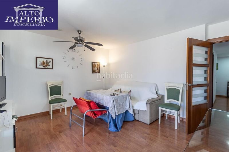 Foto a42355cf-596d-4de0-88f9-48a2ce9e8555. Pis amb aparcament a Barrio de la Vega Monachil