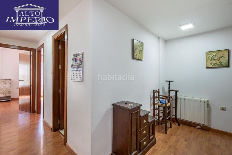 Foto eb68347e-f0c3-4ba2-acf6-e0c03c8cddd1. Pis amb aparcament a Barrio de la Vega Monachil