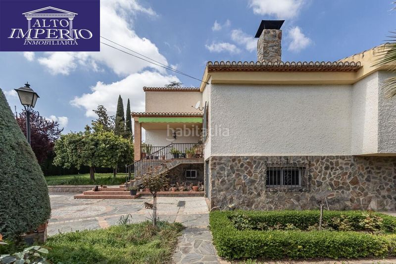 Foto b547fdc8-33f3-45ca-874e-9fe44be89873. Casa amb aparcament piscina a Ogíjares