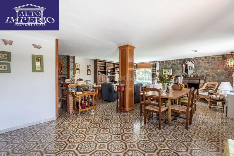 Foto b58da629-6d44-4f28-a6c7-e59d222b3422. Casa amb aparcament piscina a Ogíjares