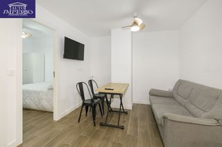 Apartament  Calle del escultor antonio martínez olalla. Apartamento reformado en ubicación privilegiada