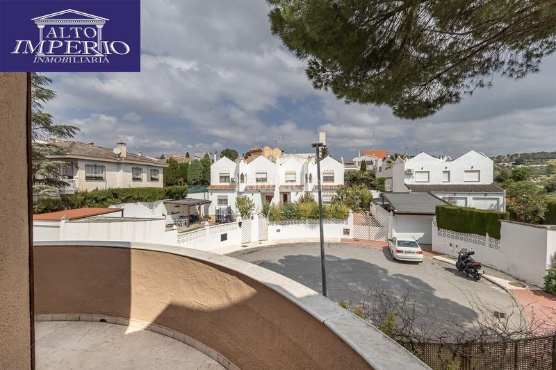 Foto 03026164-ff0c-4ed4-9617-02839619889c. Casa amb aparcament piscina a Peligros