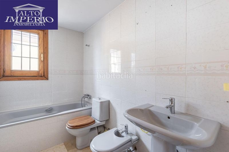 Foto 04664744-26ba-44e8-aae9-5b33b931c6ea. Casa amb aparcament piscina a Peligros