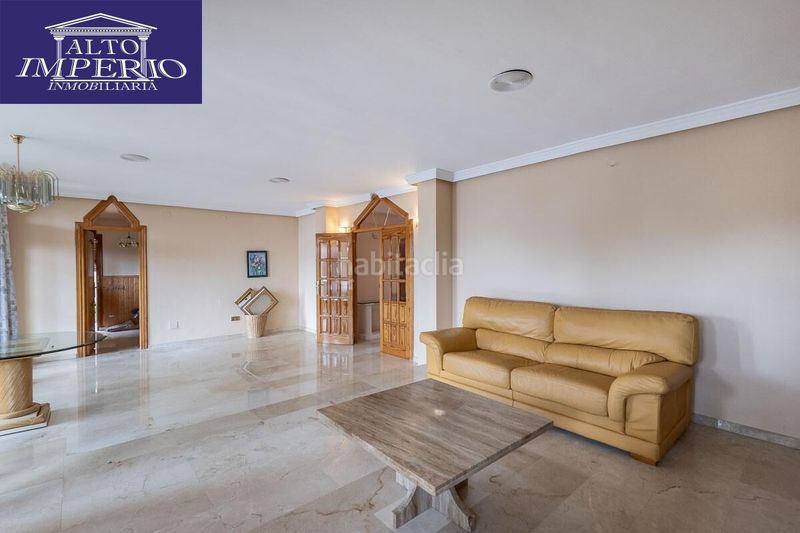 Foto 10f941fe-1d85-4b26-b326-6b94352b2fad. Casa amb aparcament piscina a Peligros