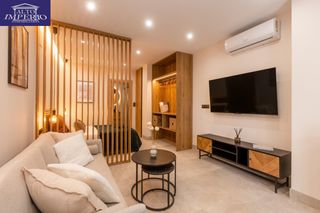 Studio in San Francisco Javier. Espectacular vivienda en pleno centro!