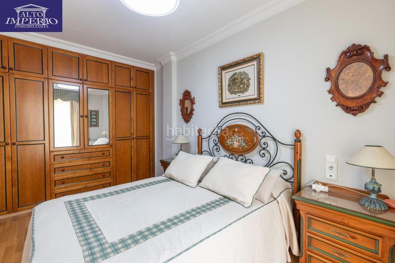 Foto a9a3e34a-944c-4ab3-ab0e-73c359e8e24f. Casa aparellada amb calefacció aparcament a Cájar