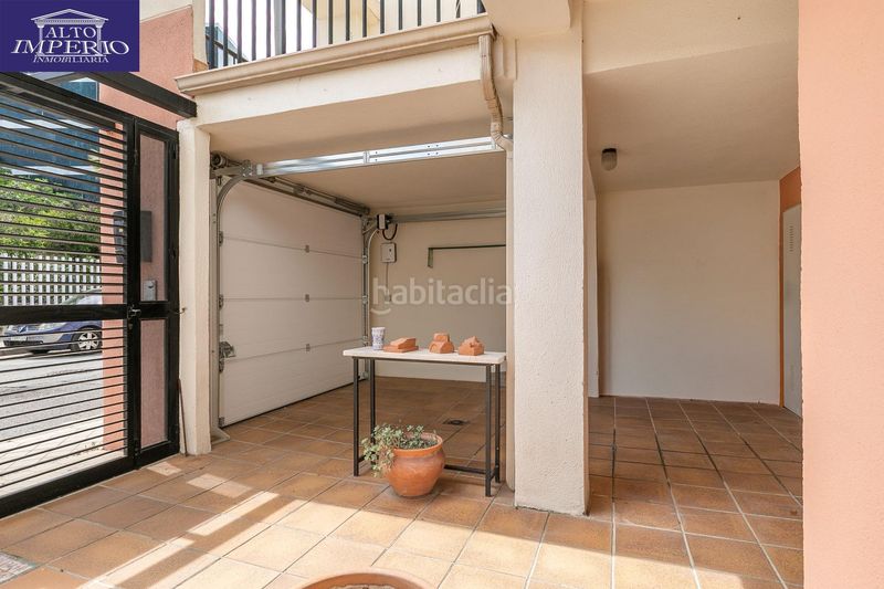 Foto d5a1aa61-146a-42f4-8fe8-a82318270714. Casa adossada amb calefacció aparcament a San Miguel Armilla