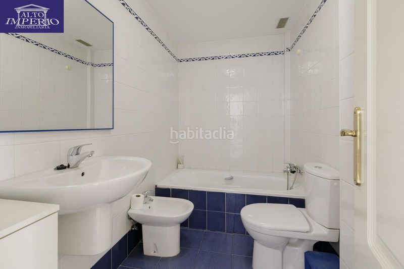 Foto e10dace6-25cb-4ed5-af78-0678ebd099aa. Casa adossada amb calefacció aparcament a San Miguel Armilla