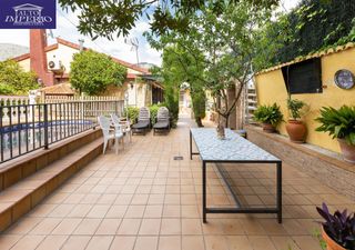 Xalet  Calle mimbres. Espectacular chalet independiente con piscina en alfacar