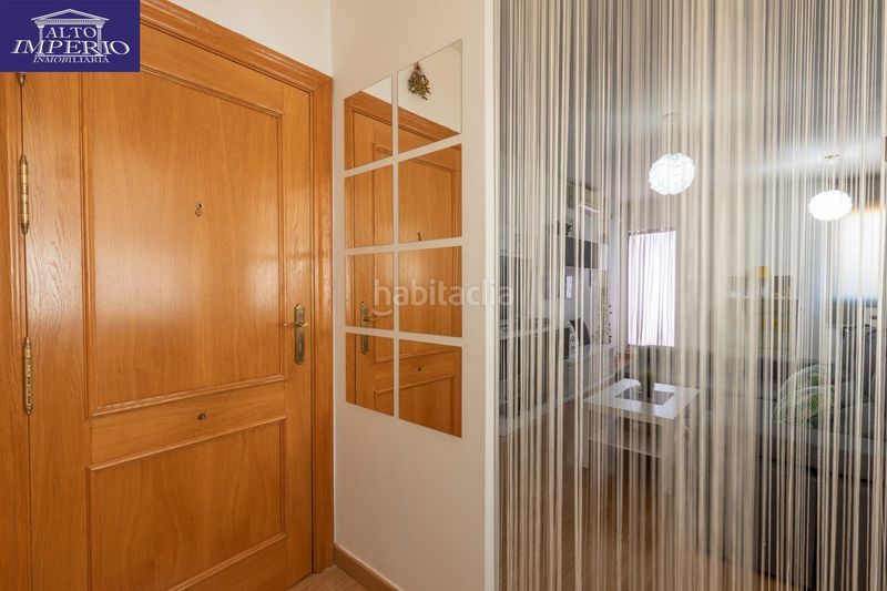 Foto efa91a75-581b-47f9-a980-8ac203821ff0. Àtic amb aparcament a Ayuntamiento Alhendín