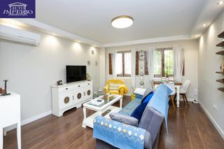 Apartament  Plaza del salvador. Encantador piso reformado en pleno albaicín  plaza del salvador