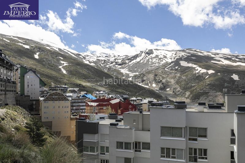 Foto dd671045-fc8c-4214-bbce-0bef295b7c7c. Dúplex amb aparcament a Zona alta Sierra Nevada