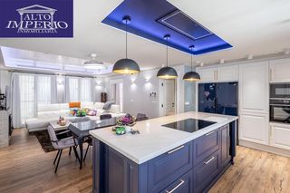 Casa  Calle san juan baja. Exclusiva vivienda de nueva construcción en el corazón de granad