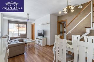 Penthouse  Calle larga. Ático dúplex en alhendín
