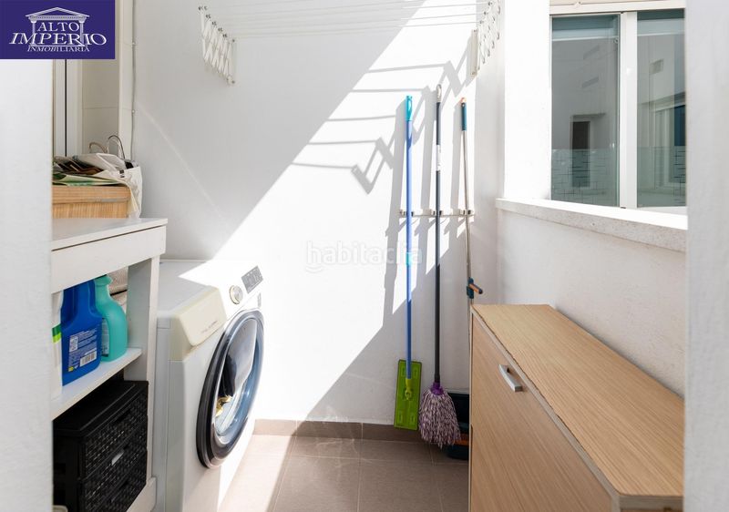 Foto 051de017-16ad-4563-906d-630bcd3e3c4a. Flat in estac tranvias 1 in Residencial Triana - Barrio Alto Gabias (Las)