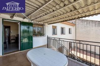 Maison à Calle calle gran vía de colón 22. Gran casa en una sola planta con bajo de 130 m2 y solar de 320 m