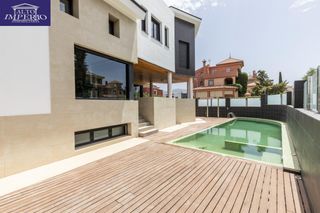 Chalet  Urbanizacion el carmelo. Chalet premium en el carmelo una obra de lujo privada en una de