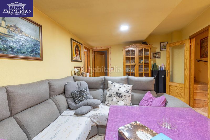 Foto 502582df-3700-4fdd-ade0-8e7520214c5e. Casa adossada amb calefacció aparcament a Gójar