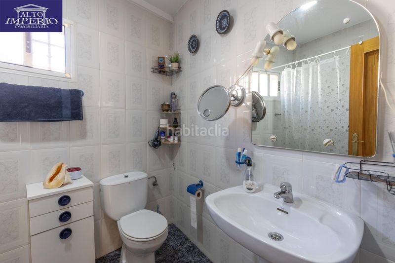 Foto cf0aa228-e471-4061-ac66-c5d8d293abef. Casa adossada amb calefacció aparcament a Gójar