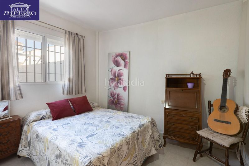 Foto f8c9525e-b554-46c5-bf06-b222b35cde84. Casa adossada amb calefacció aparcament a Gójar