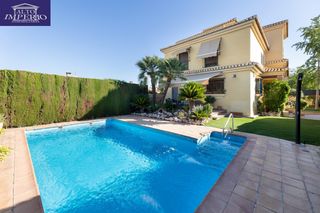 Xalet  Calle almeces. Chalet independiente en cajar
