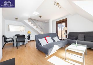 Etagenwohnung  Avenida madrid. Ático dúplex en el barrio de monachil.