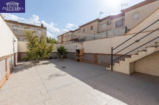 Casa adossada a Cijuela