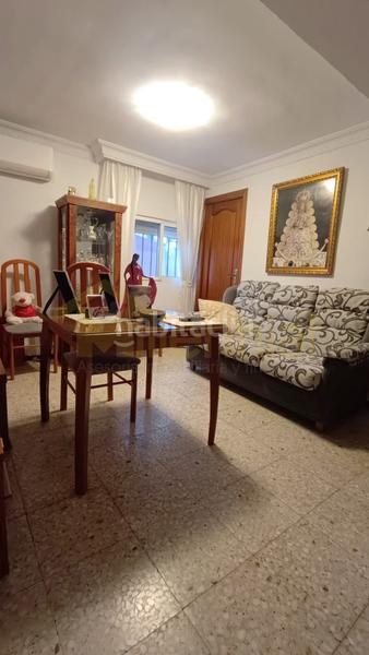 Foto 1345bc14-dc7d-42c8-8fb9-d4344bbe2c81. Appartement dans Los Pájaros Sevilla