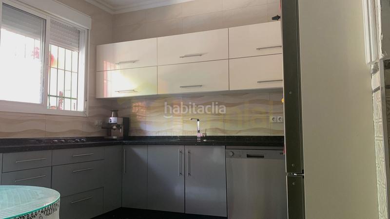 Foto 43ddb801-6714-47ee-813e-9af64d5f44a5. Casa adossada a La Plata Sevilla