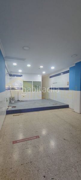 Foto 3a4ae0dd-4fc9-4b2b-bab0-ad91bdfd7f6d. Local comercial a La Plata Sevilla