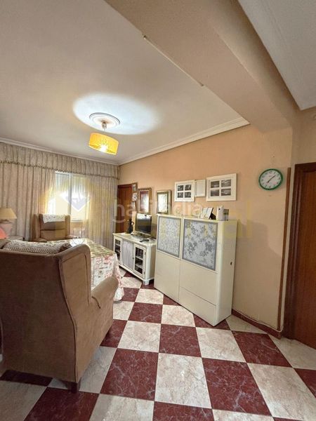 Foto a9f076eb-f8e6-4b71-85d7-47edc58b82c9. Pis a Amate Sevilla