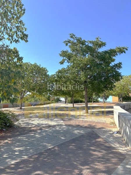 Foto c327b398-e81f-4e41-9084-9d9030733bf6. Pis a La Plata Sevilla