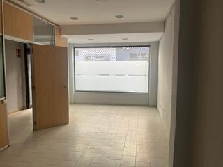 Locale commerciale  N/a. Local en venta en la zona de la plaza doctor marañon