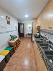 Piso  Carrer d'hernn corts. Piso en almazora en buena zona!!!
