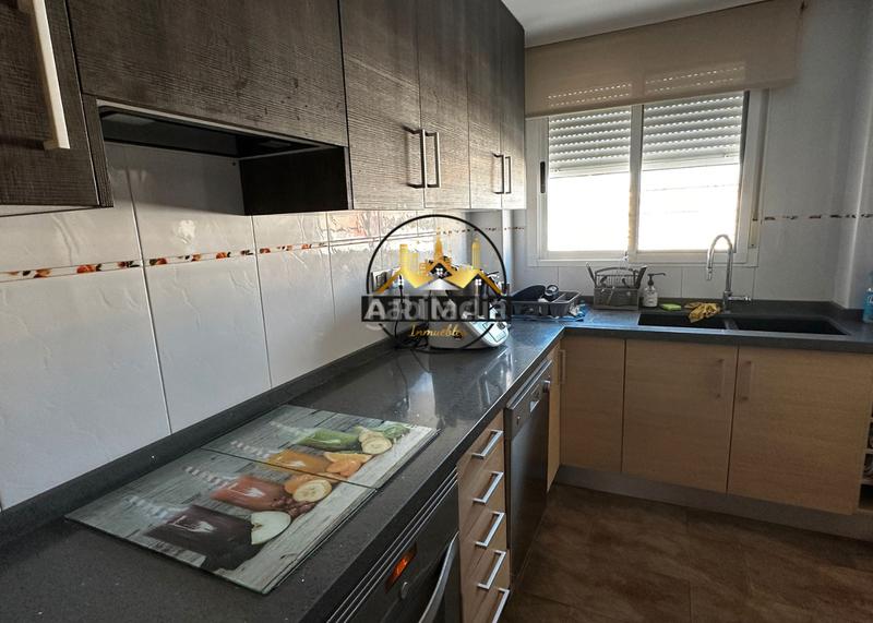 Foto 0c211940-bbee-4db2-aa53-92943c74570a. Casa pareada  cerca del mar en Playa Burriana